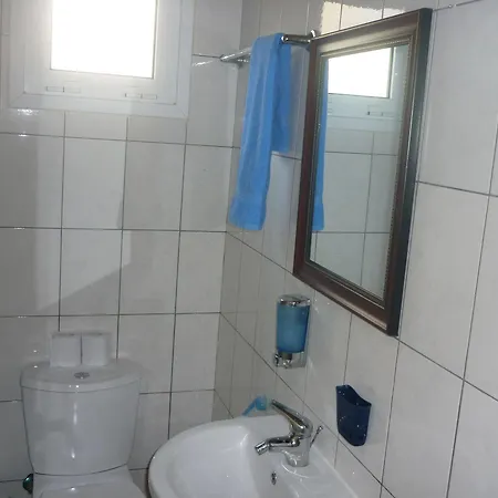 Latsia Budget Residences Apartament *
