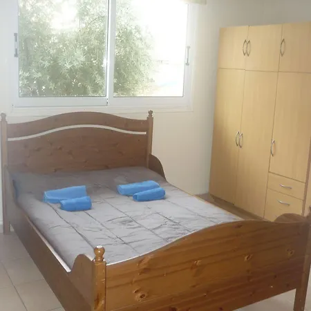Apartament Latsia Budget Residences *